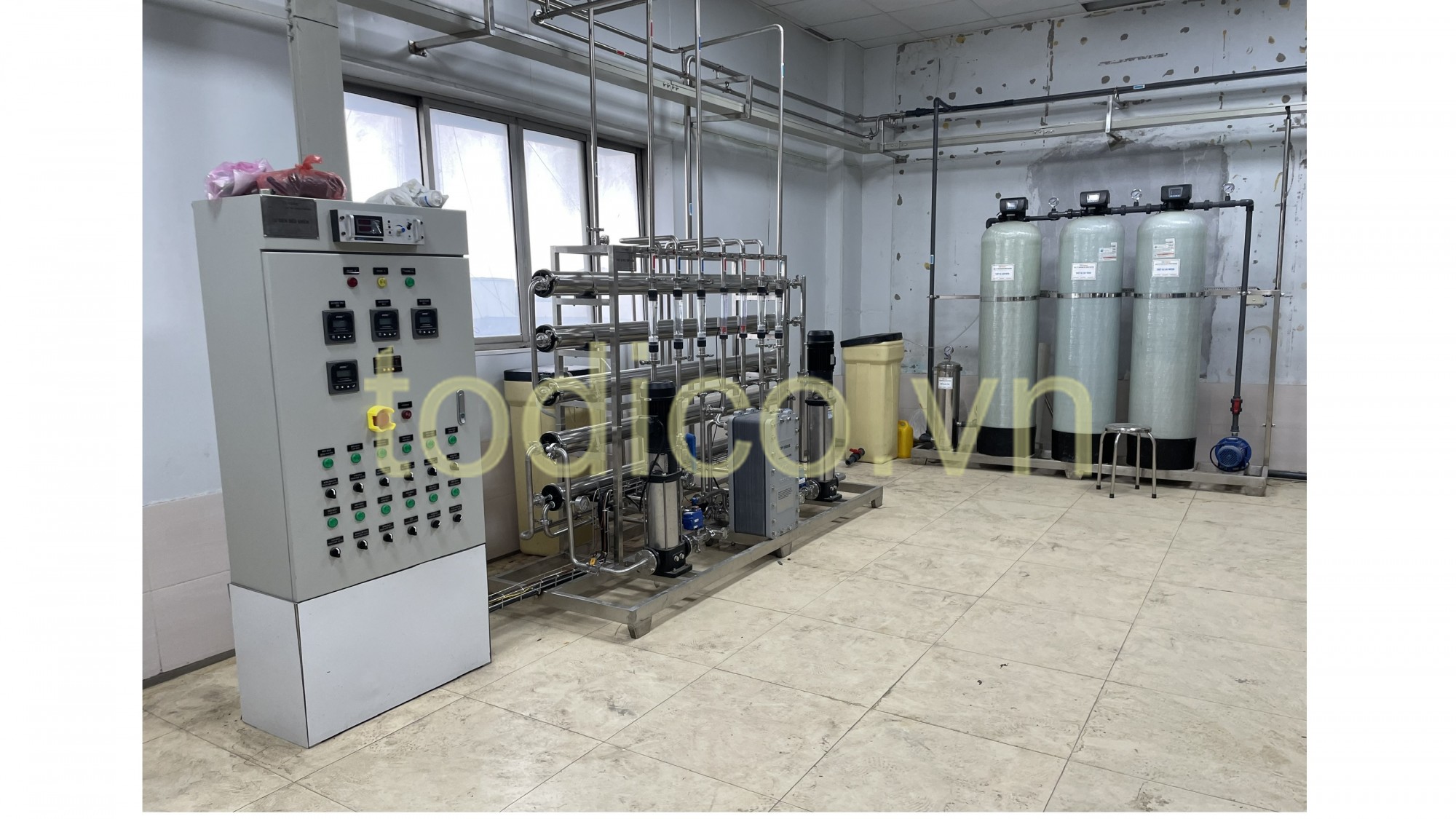 Hệ thống xử lý nước RO+EDI cho Dược phẩm - CS 1.000L/h