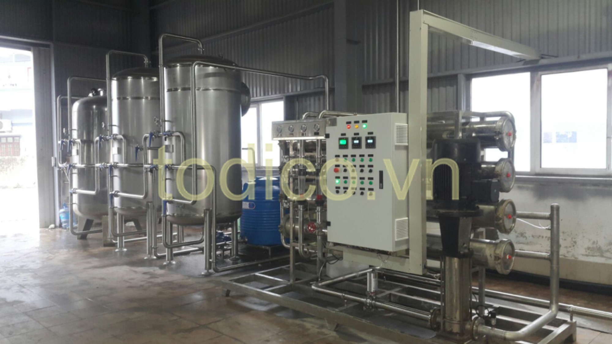 Hệ thống xử lý nước uống tinh khiết đóng chai - thương hiệu Cawa
